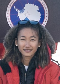 Photo of Vy Luu