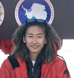 Photo of Vy Luu
